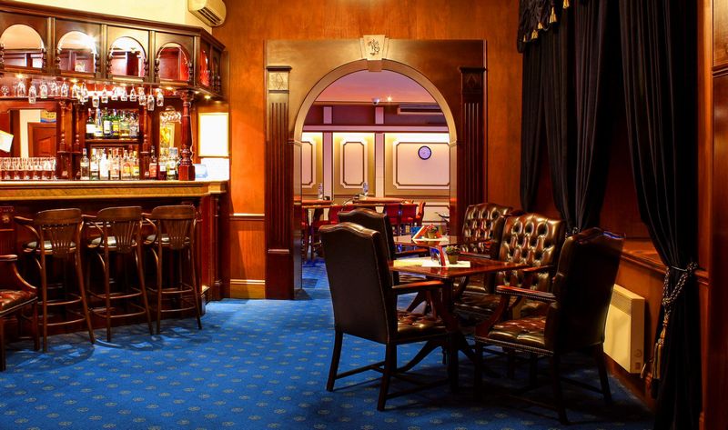 Igralnica in hotel ADMIRAL Škofije